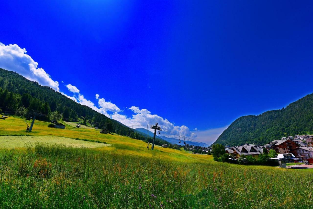 Hotel Ginepro Aprica Exterior foto